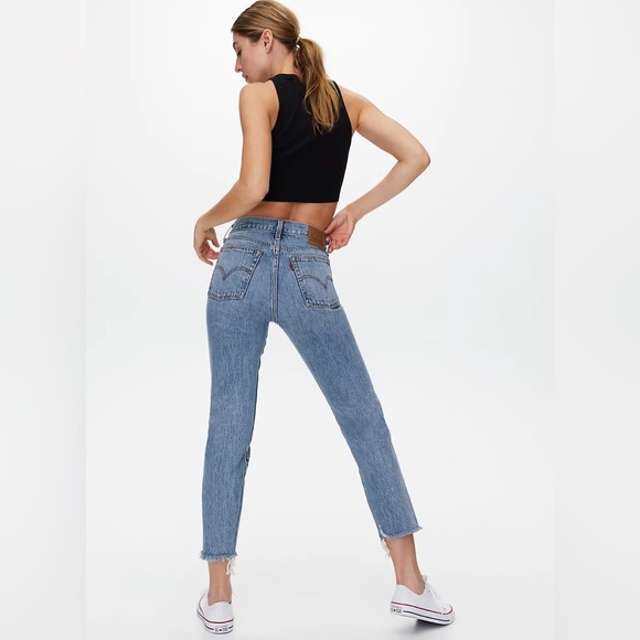 Levi’s Wedgie Skinny Jeans - Picture 1 of 3